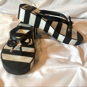 Kate Spade black & white striped flip flops size 8